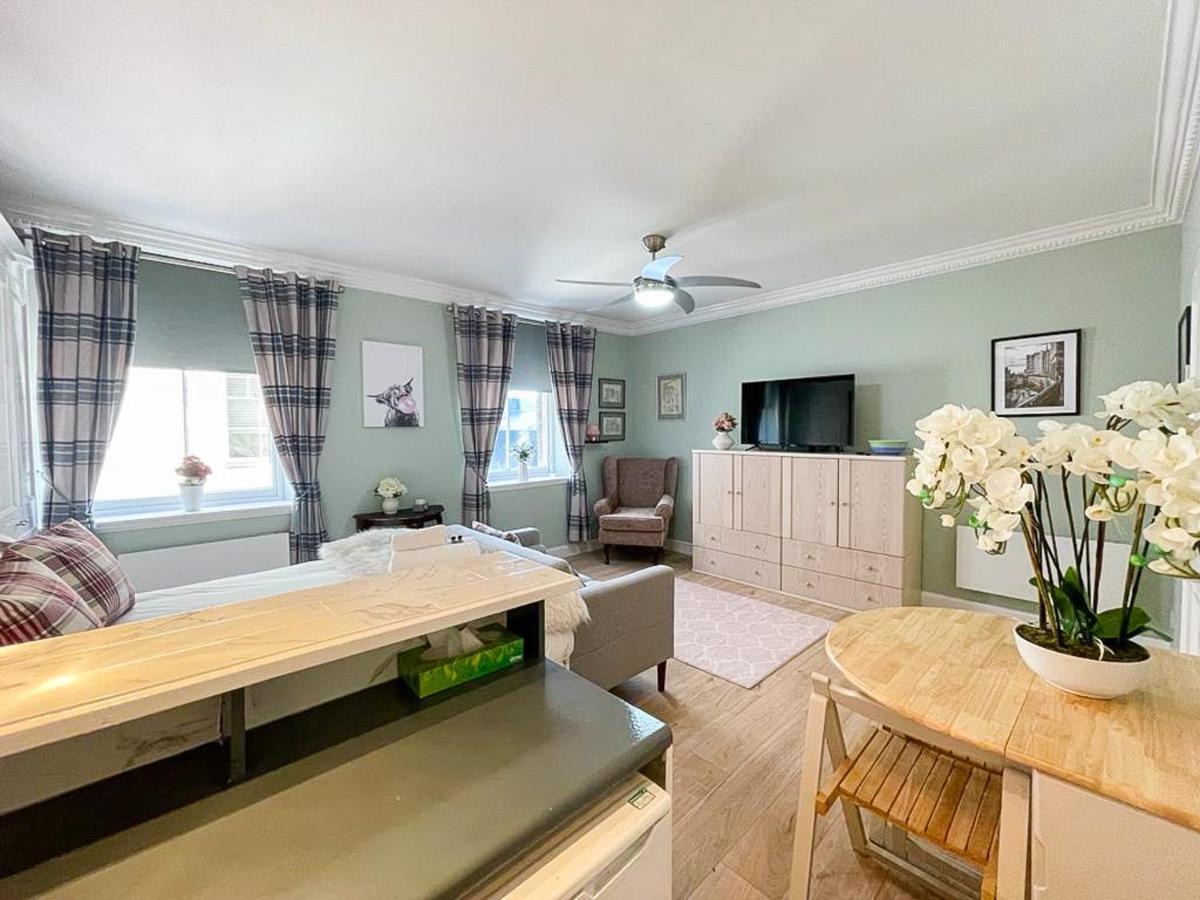 Snug Studio On The Grassmarket, 5Mins From Castle Edimburgo Exterior foto